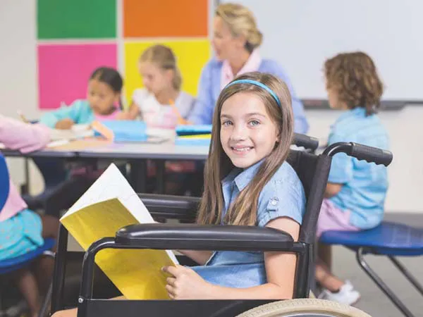 Обучение детей с ОВЗ в общеобразовательной и коррекционной школе